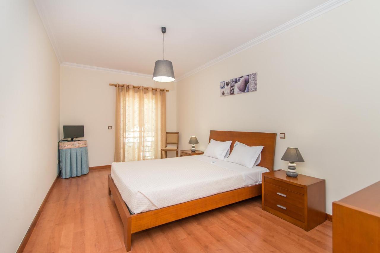 Casa Mergoux - 15 Mins Walk City Center - Quiet - Spacious Tavira Buitenkant foto